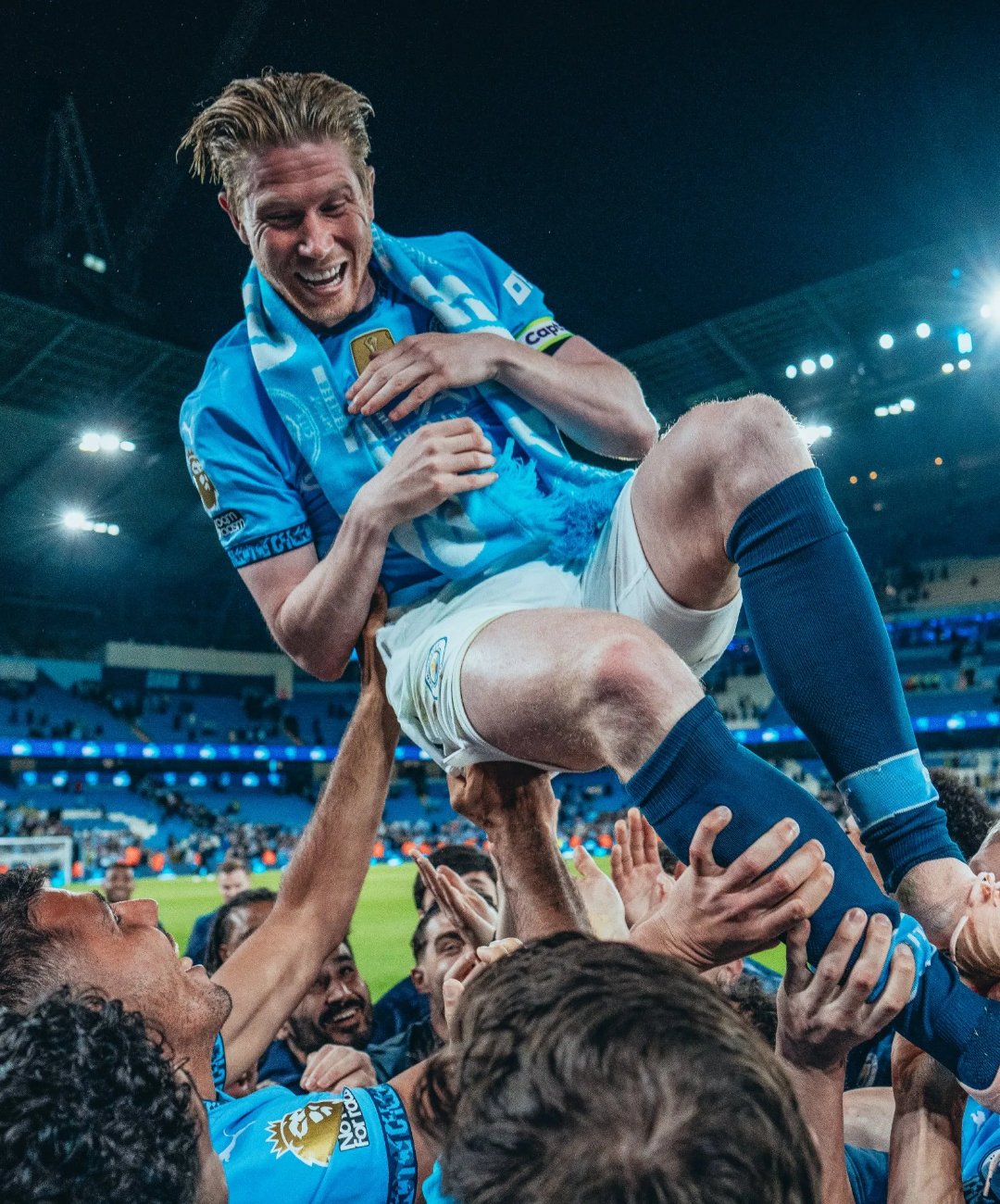 包含德布劳内与50激战巴塞罗那分钟，出色发挥胜负难料！，Scout焦点对战引发球迷热议的词条